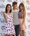 /album/valo-eletben/violetta-martina-stoessel-lodovica-comello-ruggero-pasquarelli-in-italia-872x1024-jpg/